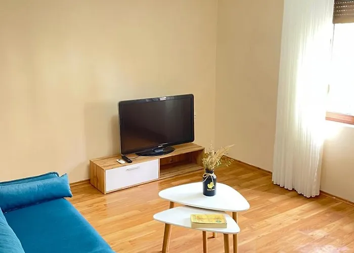 Skanderbeg Square 02 Apartamento